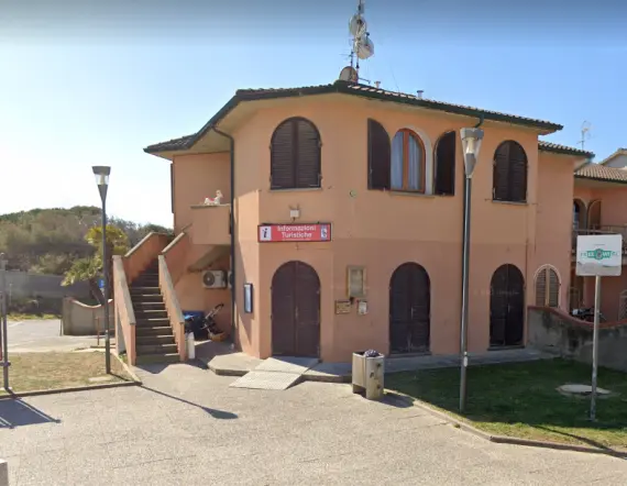 immagine ufficio di marina